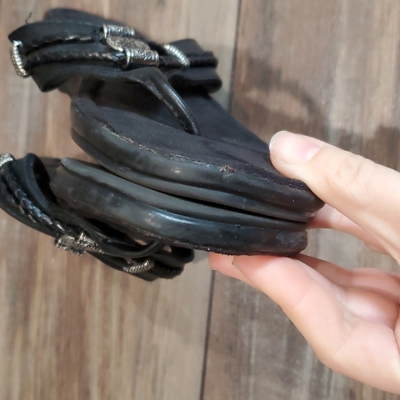 Minnetonka Womens leather flip flop flats sz 9M - Picture 8 of 10